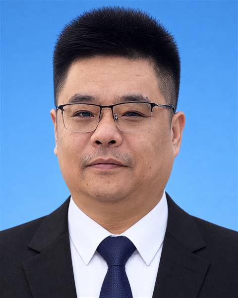 李鹏成