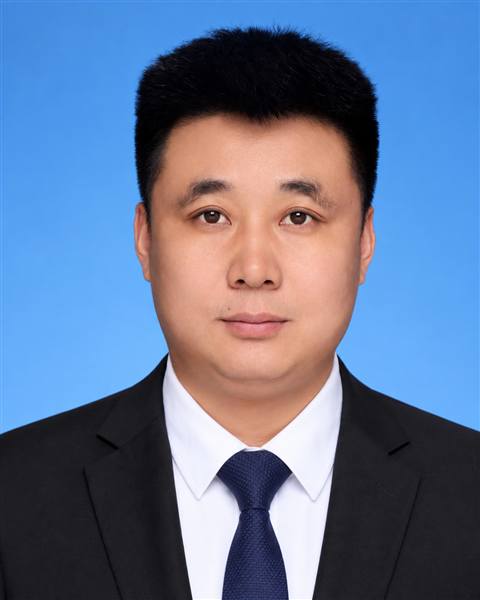 胡英畔